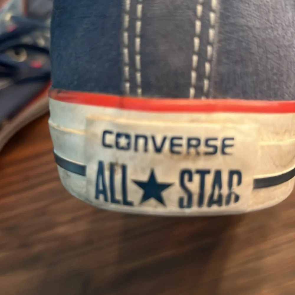 Converse Navy Low Top Sneakers with Red Trim - Picture 5 of 8
